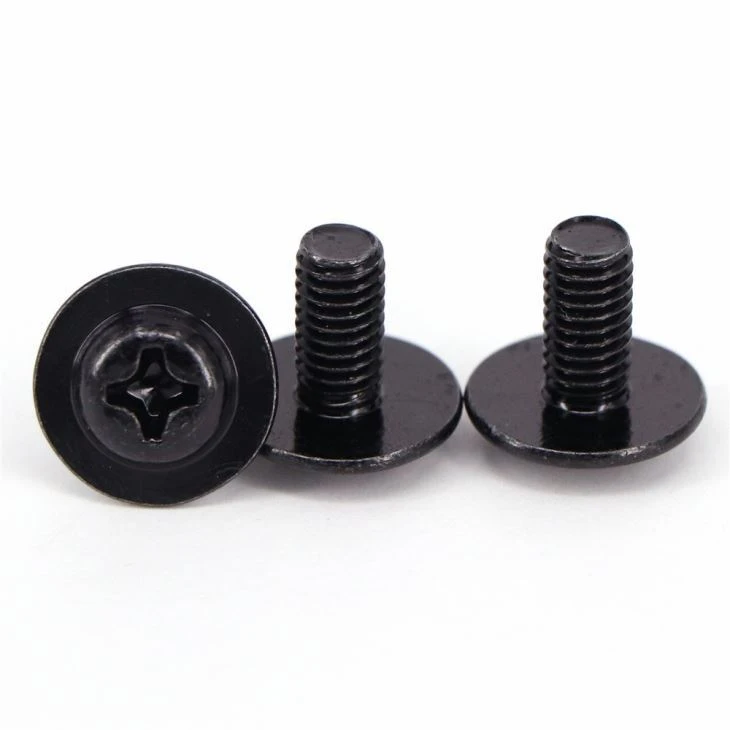 Phillips pan head machine screw with flat washer